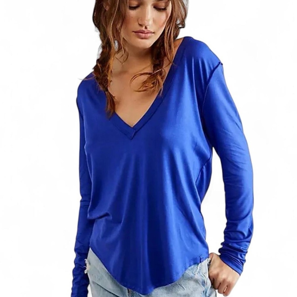 Women's V-Neck Long Sleeve Top - Blue